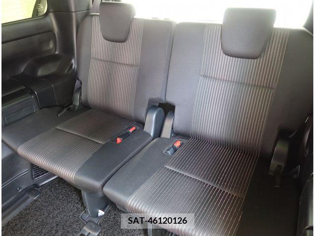 Toyota VOXY 2017-12 291113-24