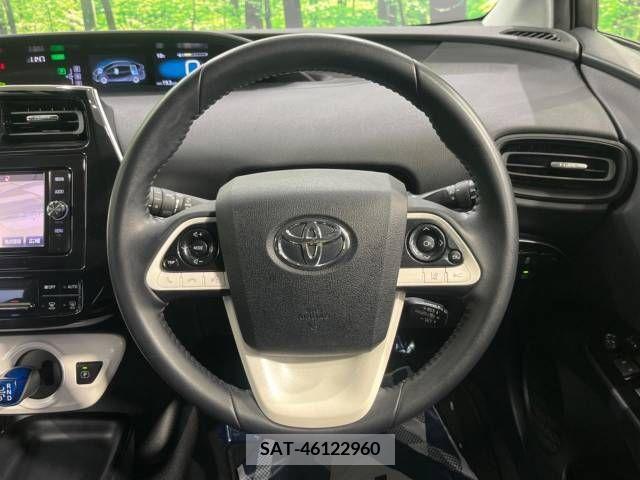 Toyota PRIUS 2017-04 219871-11