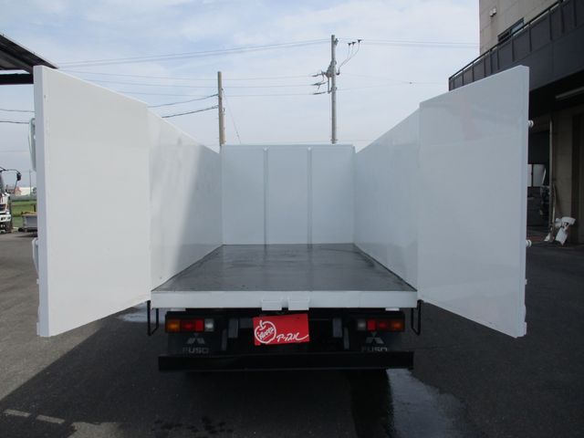 Mitsubishi CANTER 2014-02 4818-6