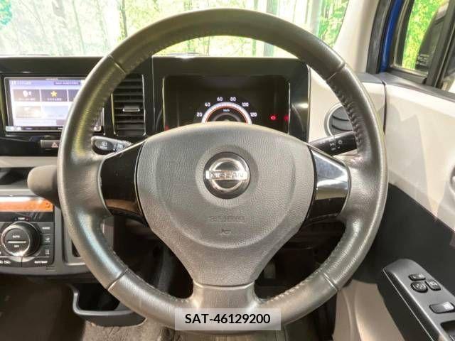Nissan MOCO 2012-01 364057-11