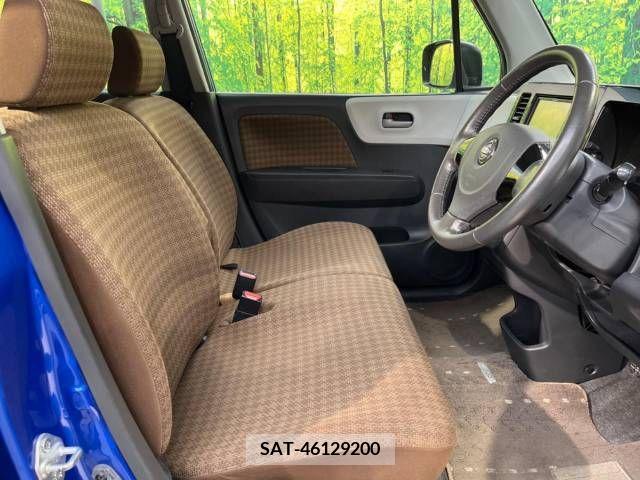Nissan MOCO 2012-01 364057-8