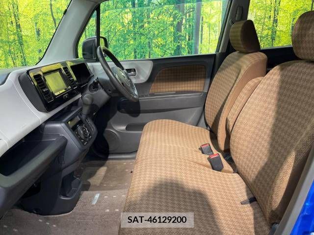 Nissan MOCO 2012-01 364057-7