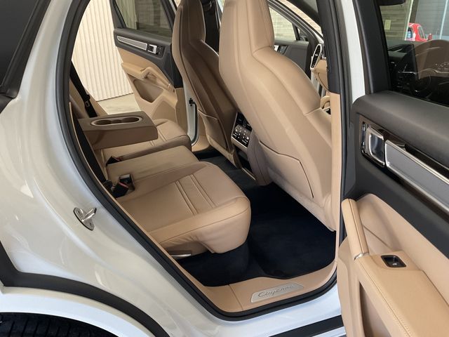 Porsche CAYENNE 2020-12 27974-15