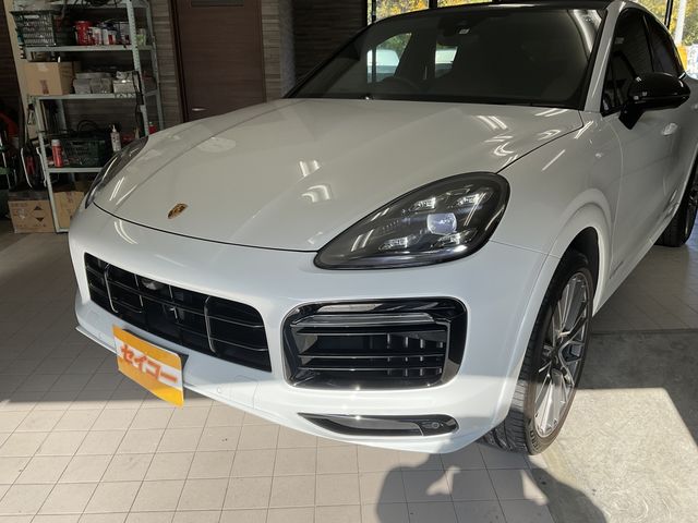 Porsche CAYENNE 2020-12 27974-23