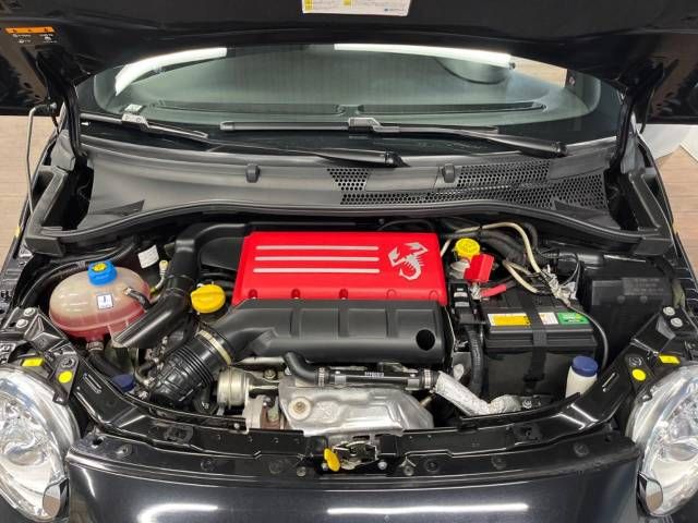 Abarth 595 2020-12 194439-19
