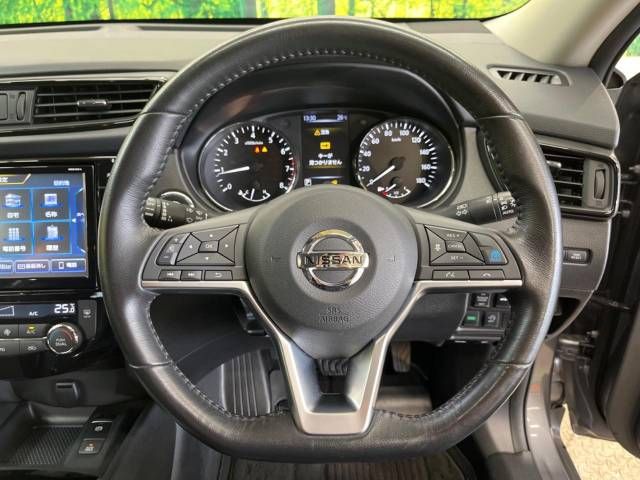 Nissan X-TRAIL 2019-05 20702-11