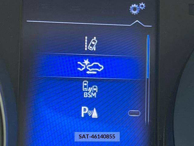 Toyota C-HR 2018-02 264131-5