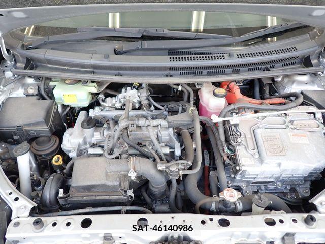 Toyota AQUA 2017-03 292280-8