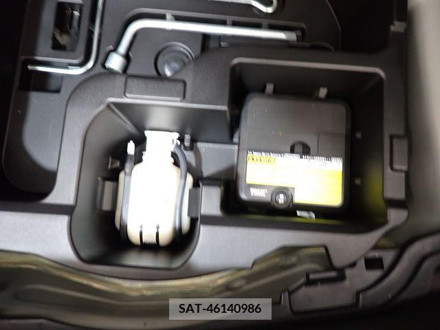 Toyota AQUA 2017-03 292280-11