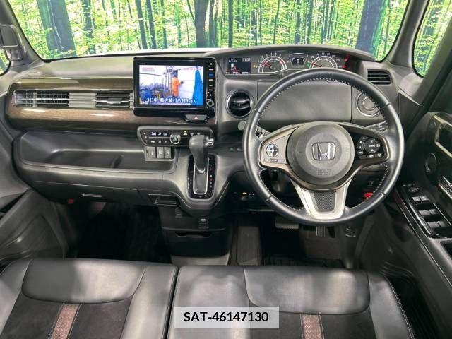 Honda N BOX CUSTOM 2019-09 349728-1
