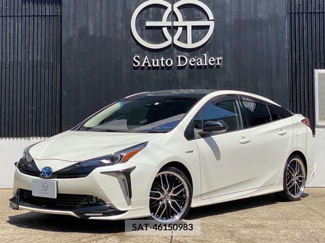 Toyota PRIUS 2019-10 235832-0