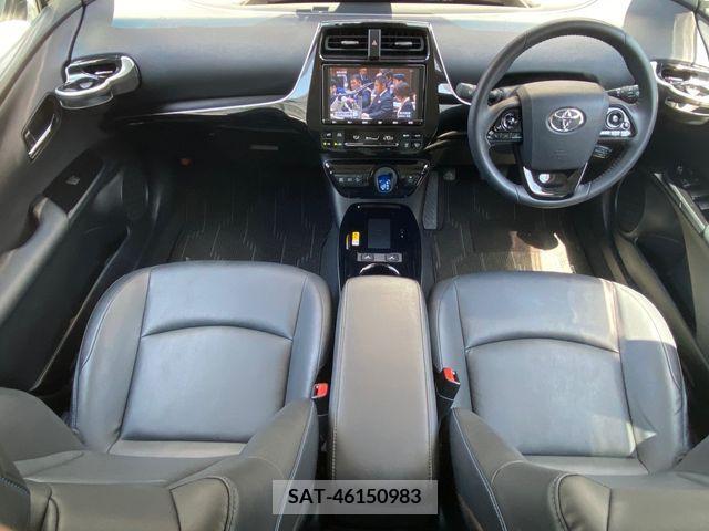 Toyota PRIUS 2019-10 235832-12