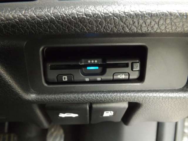 Nissan X-TRAIL 2019-02 180704-9