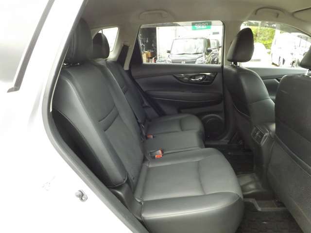 Nissan X-TRAIL 2019-02 180704-15