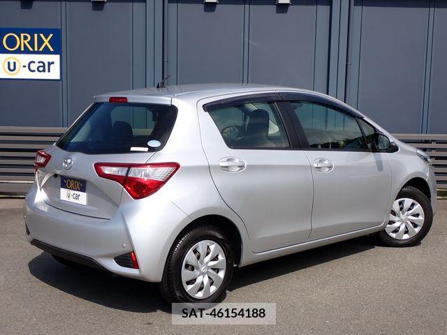Toyota VITZ 2018-04 327884-2