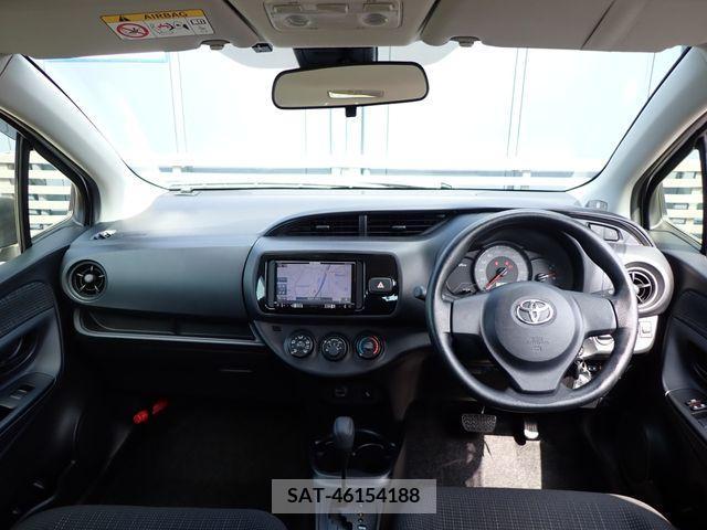 Toyota VITZ 2018-04 327884-1