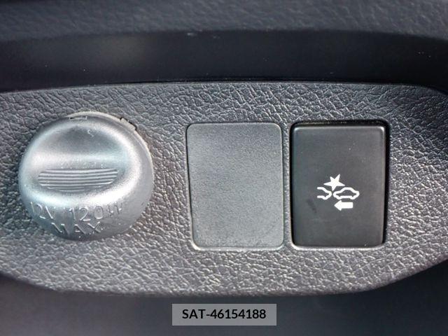 Toyota VITZ 2018-04 327884-10