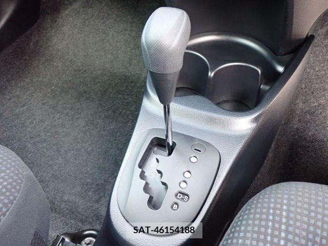Toyota VITZ 2018-04 327884-11