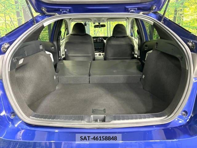 Toyota PRIUS 2016-06 281852-10