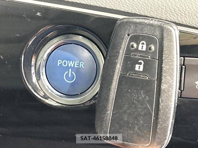 Toyota PRIUS 2016-06 281852-6