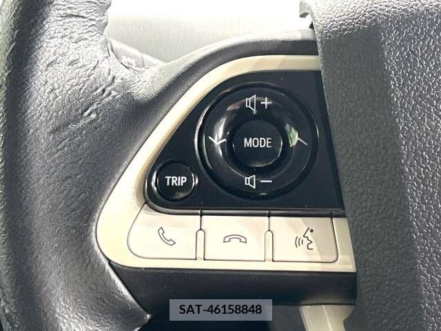 Toyota PRIUS 2016-06 281852-7