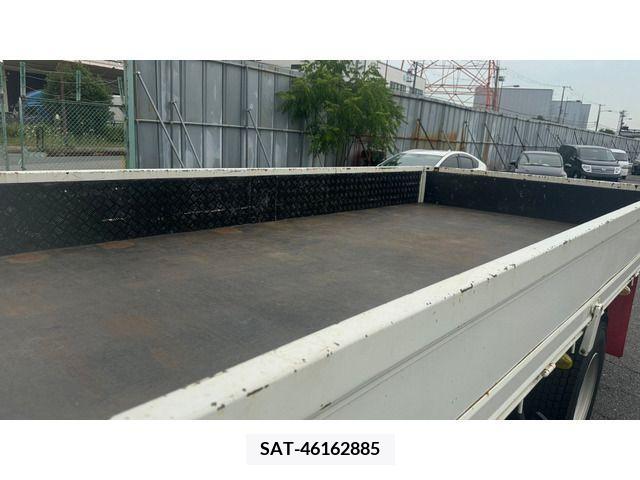 Hino DUTRO 2012-04 320420-13