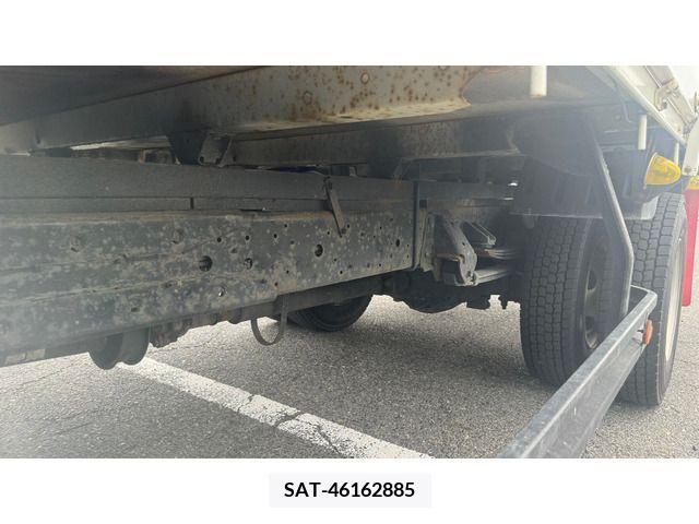 Hino DUTRO 2012-04 320420-9