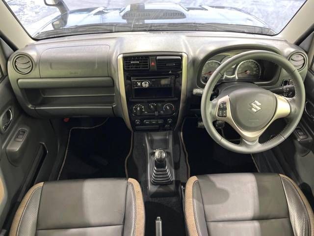 Suzuki JIMNY 2015-04 5596-1