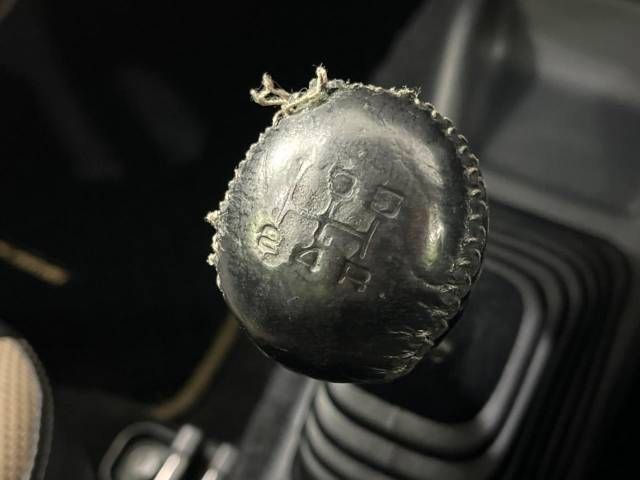 Suzuki JIMNY 2015-04 5596-2