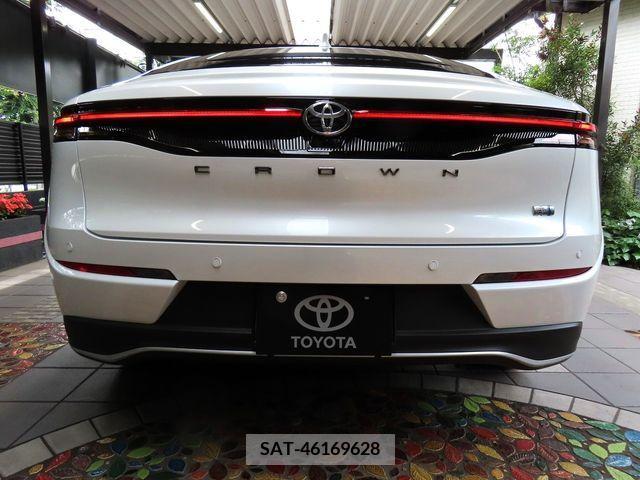 Toyota CROWN 2023-07 316719-4