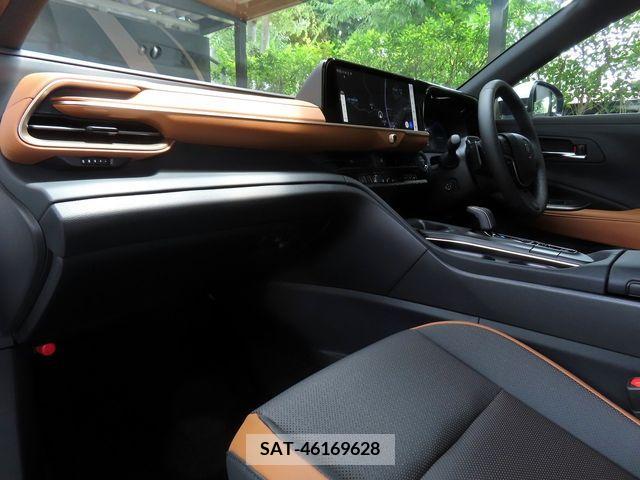Toyota CROWN 2023-07 316719-12