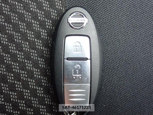 Nissan NOTE 2018-09 279820-17