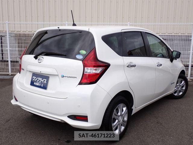 Nissan NOTE 2018-09 279820-2
