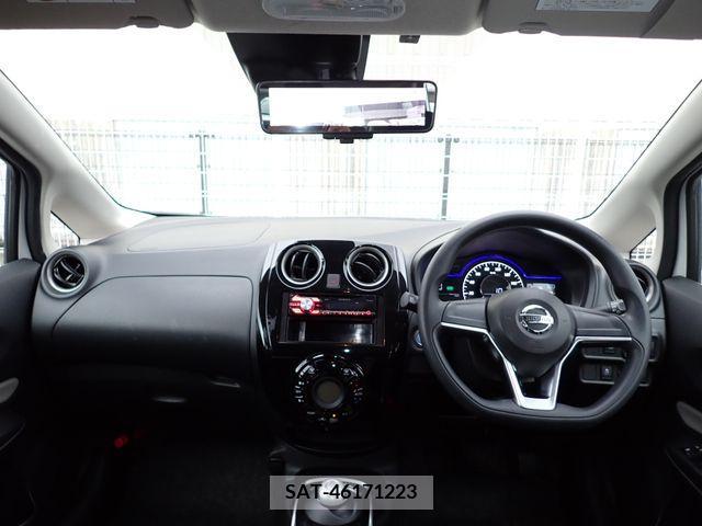 Nissan NOTE 2018-09 279820-1