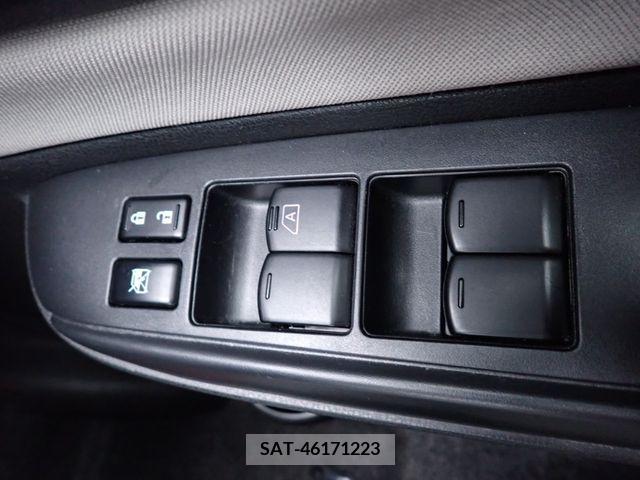 Nissan NOTE 2018-09 279820-7