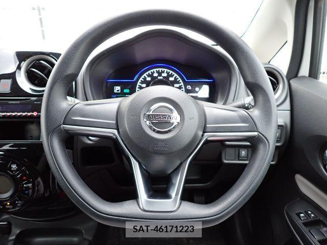 Nissan NOTE 2018-09 279820-10
