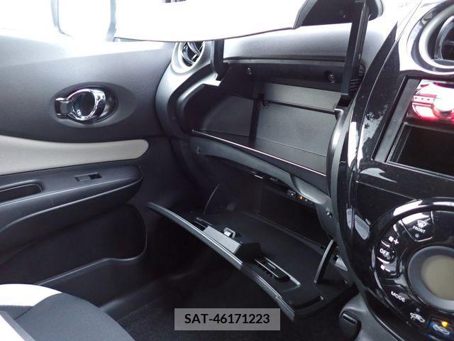 Nissan NOTE 2018-09 279820-14