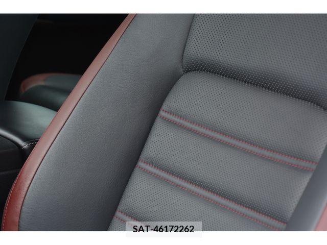 Lexus IS 2020-02 354067-16