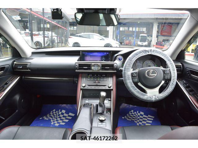 Lexus IS 2020-02 354067-6