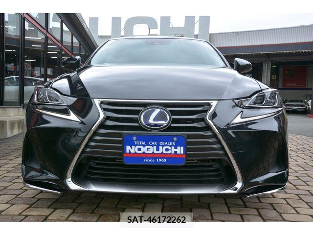 Lexus IS 2020-02 354067-1