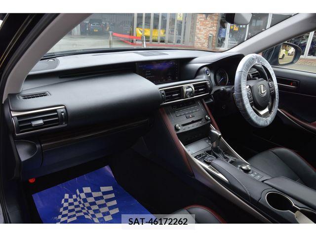 Lexus IS 2020-02 354067-14