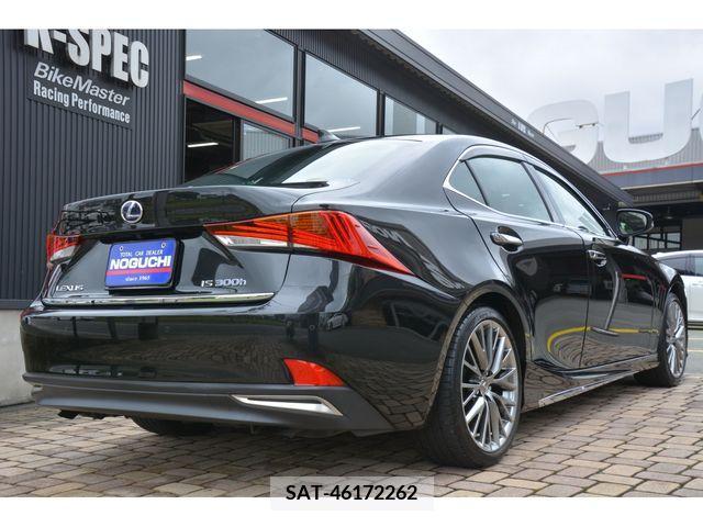 Lexus IS 2020-02 354067-4