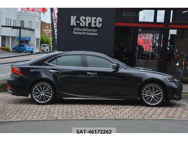 Lexus IS 2020-02 354067-3