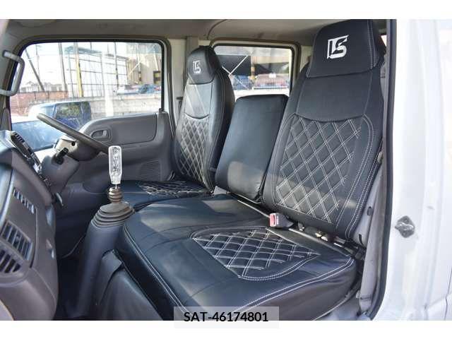 Mazda TITAN DASH 2004-09 287649-8