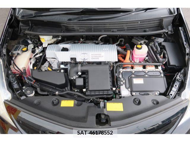 Toyota PRIUS ALPHA 2013-11 382185-17