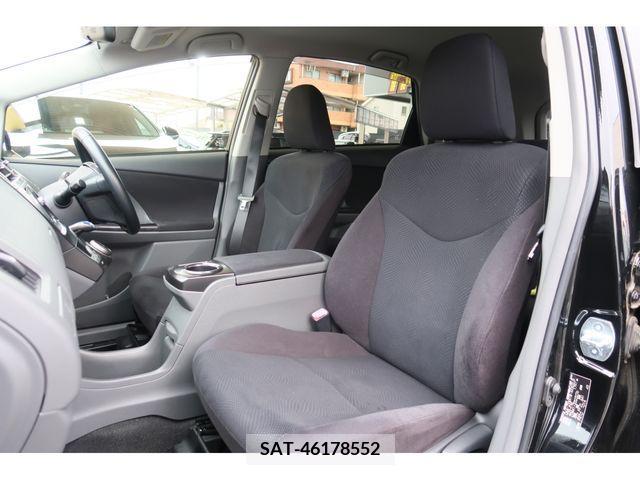 Toyota PRIUS ALPHA 2013-11 382185-20