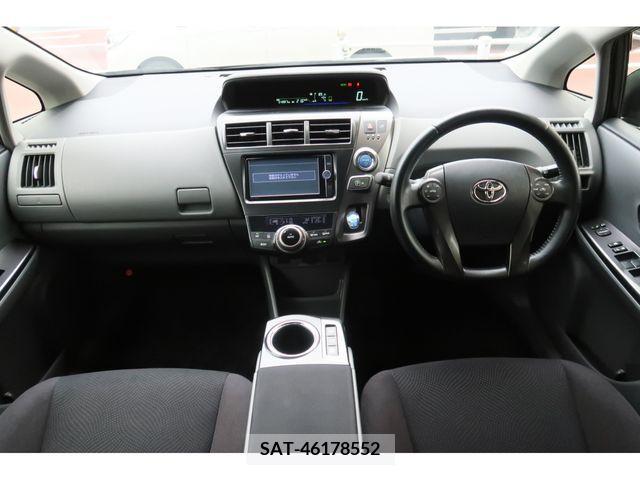 Toyota PRIUS ALPHA 2013-11 382185-5