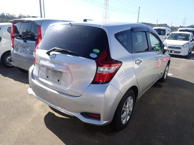 Nissan NOTE 2018-11 21893-7