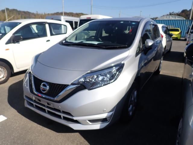 Nissan NOTE 2018-11 21893-3