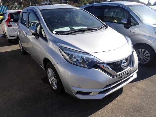 Nissan NOTE 2018-11 21893-5